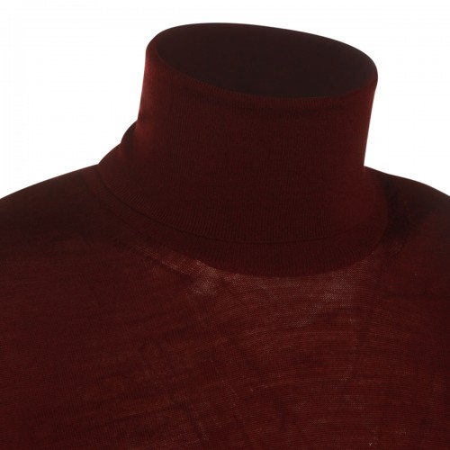 BORDEAUX WOOL KNITWEAR
