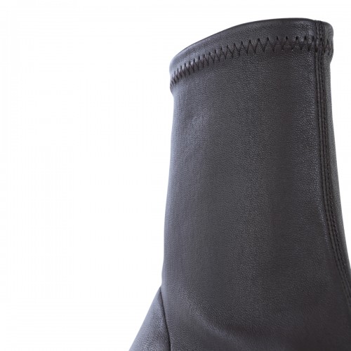 BLACK LEATHER BOOTS