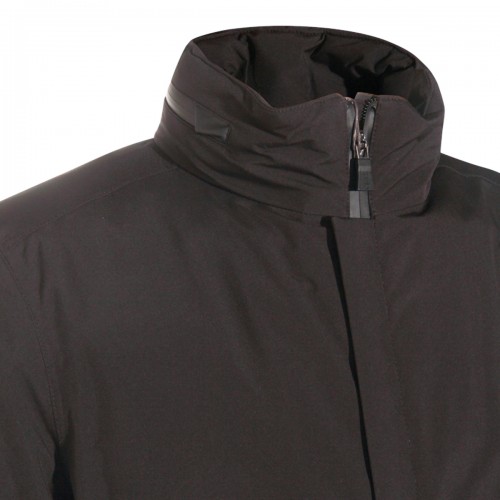 BLACK COAT