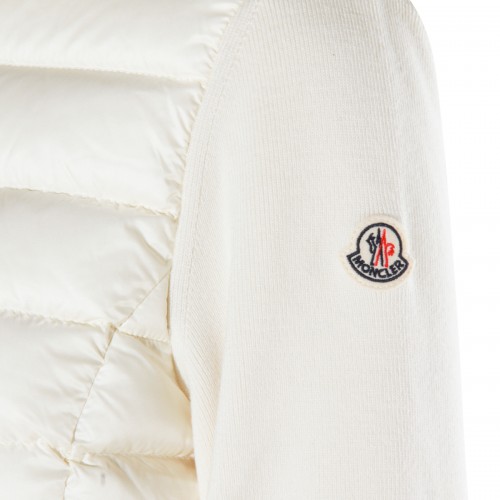 WHITE KNITWEAR