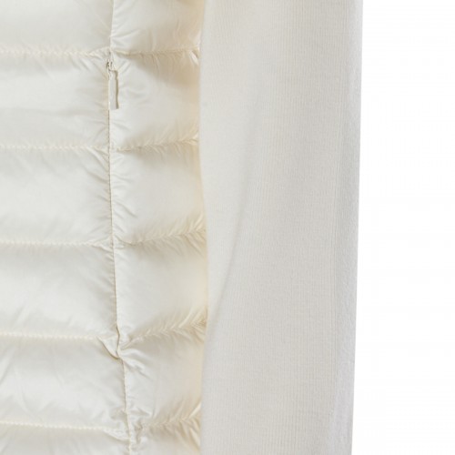 WHITE KNITWEAR