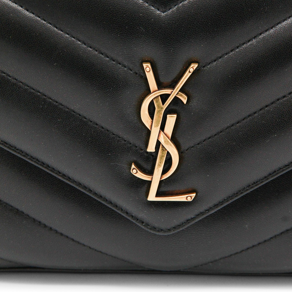 BLACK LEATHER LOULOU TOP HANDLE BAG