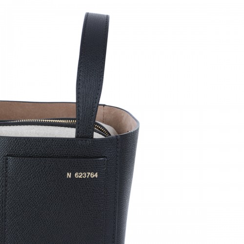 BLACK LEATHER MINI BUCKET