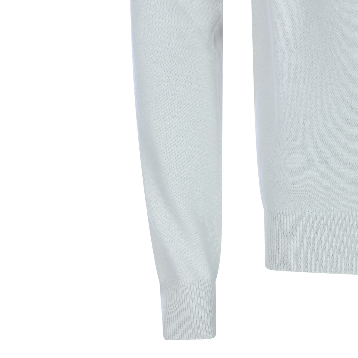 WHITE CASHMERE KNITWEAR