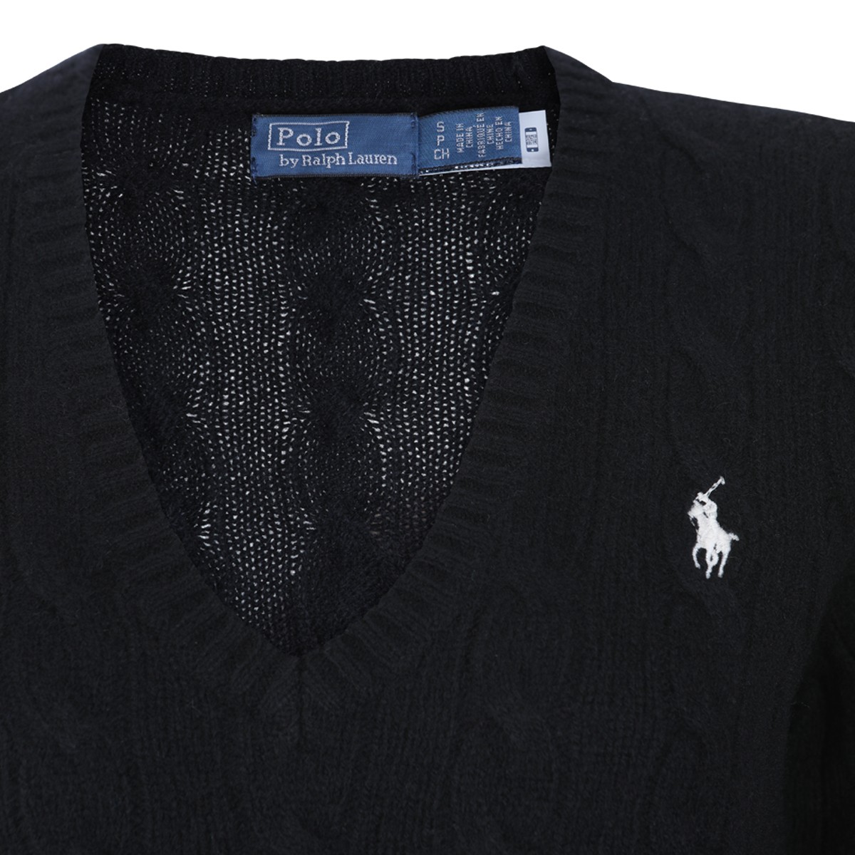 BLACK WOOL KNITWEAR