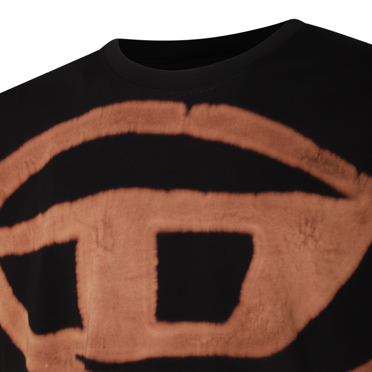 BLACK COTTON T-SHIRT