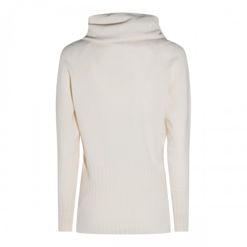 WHITE CASHMERE KNITWEAR 2