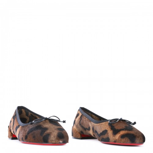 BROWN AND BLACK LEATHER FLATS