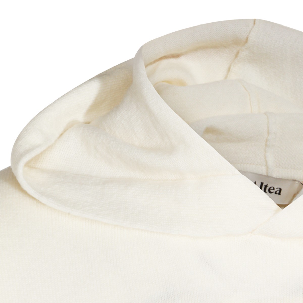 WHITE WOOL KNITWEAR WHITE WOOL KNITWEAR