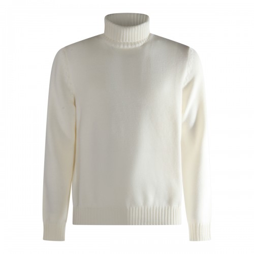 WHITE WOOL KNITWEAR