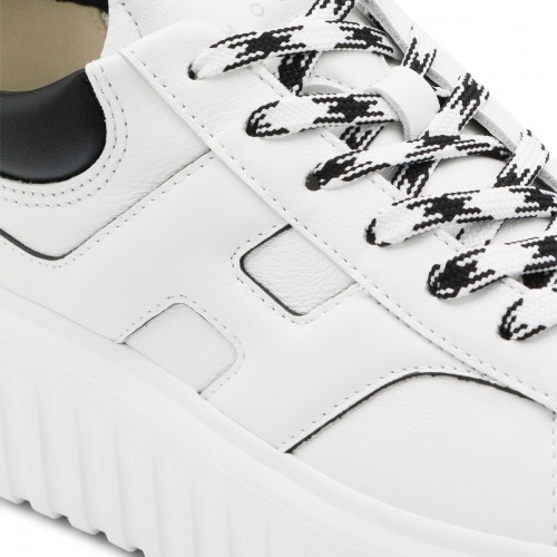 WHITE AND BLACK LEATHER SNEAKERS