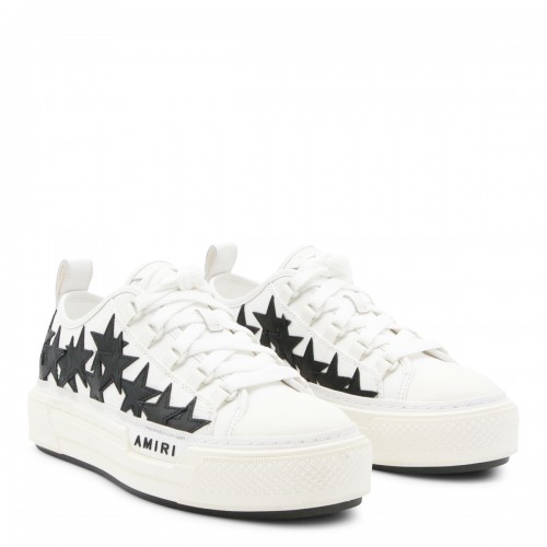 WHITE AND BLACK LEATHER STARS COURT