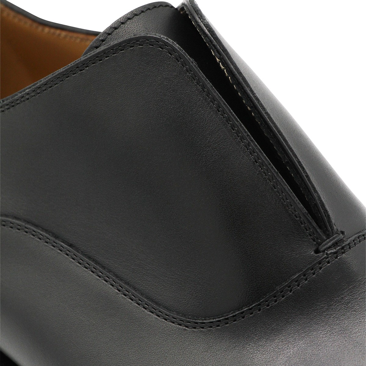BLACK LEATHER ALPHA LION FORMAL SHOES