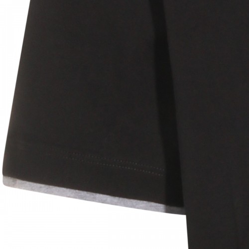 BLACK T-SHIRT