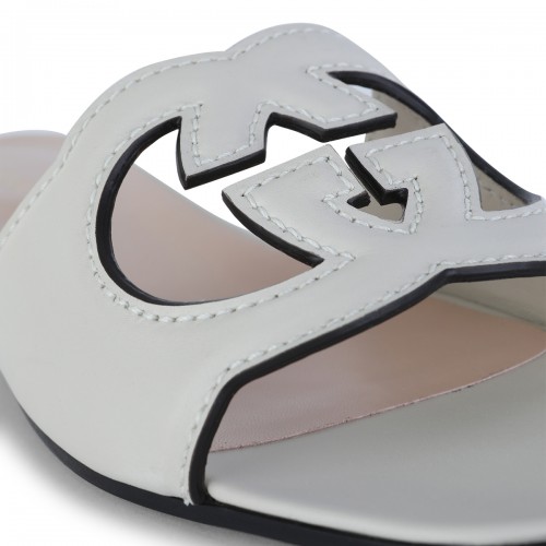 WHITE LEATHER FLATS