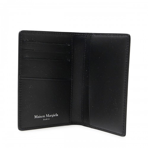 BLACK LEATHER CARDHOLDER