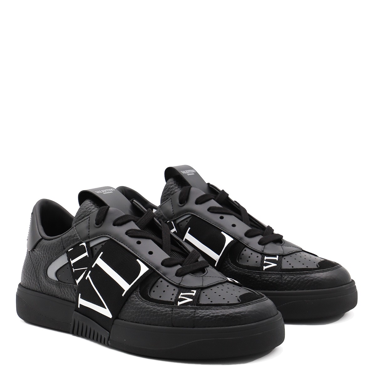 BLACK LEATHER VL7N SNEAKERS
