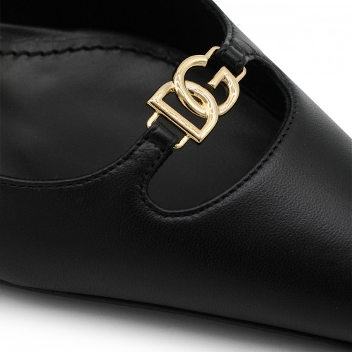 BLACK LEATHER PUMPS