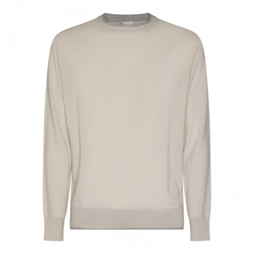 WHITE WOOL KNITWEAR
