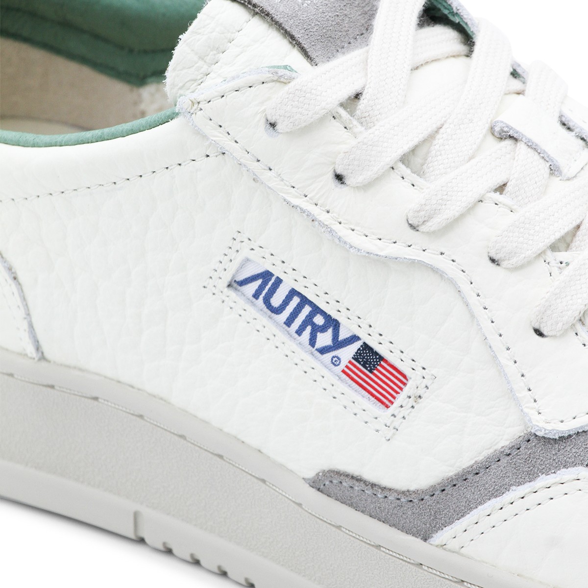 WHITE AND GREEN LEATHER MEDALIST LOW...