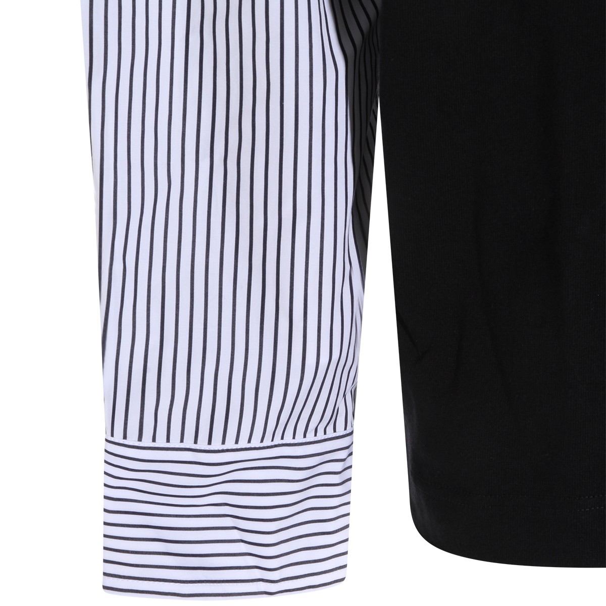 BLACK COTTON T-SHIRT