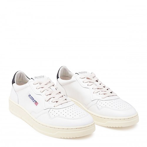 WHITE AND BLACK LEATHER MEDALIST SNEAKERS