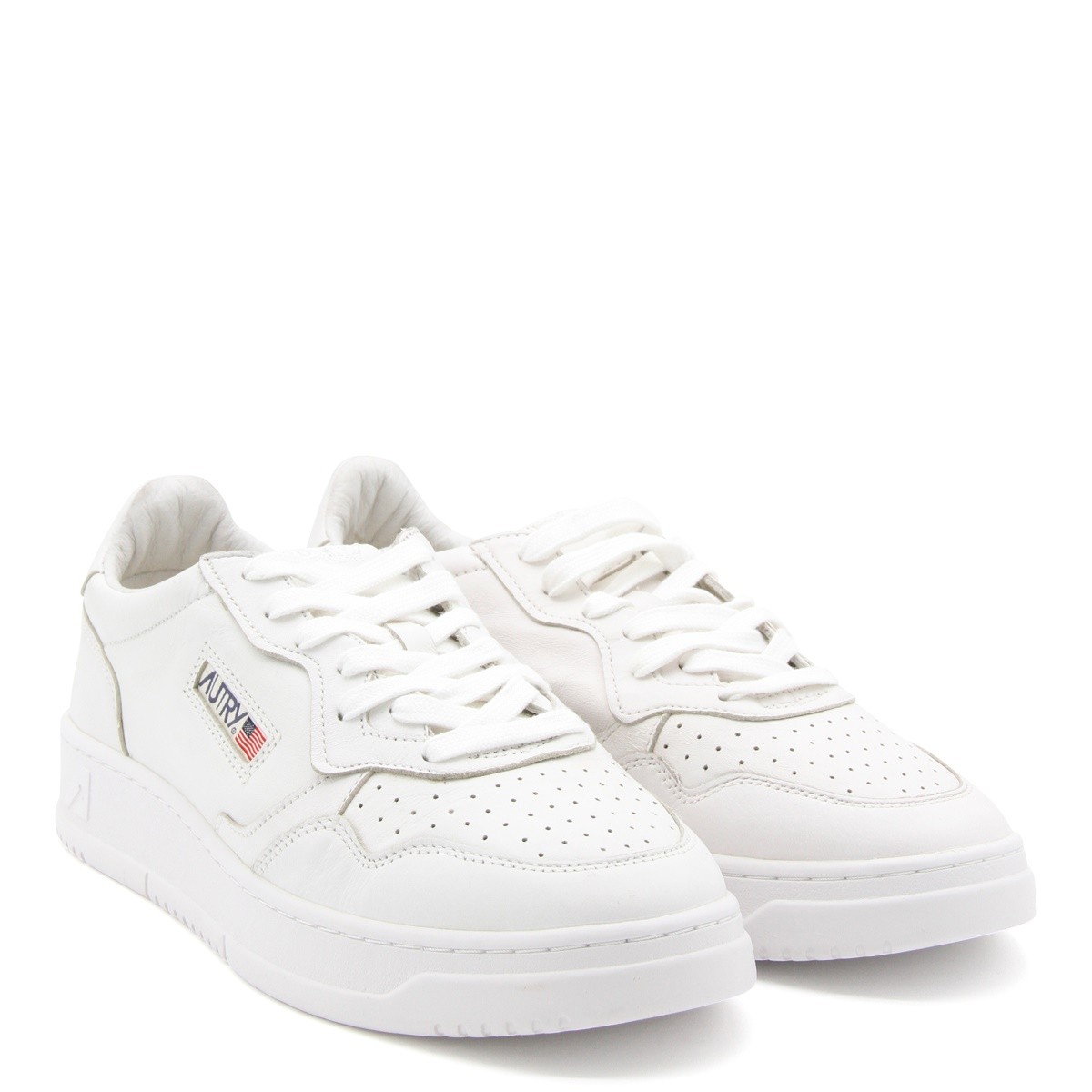 WHITE LEATHER MEDALIST SNEAKERS