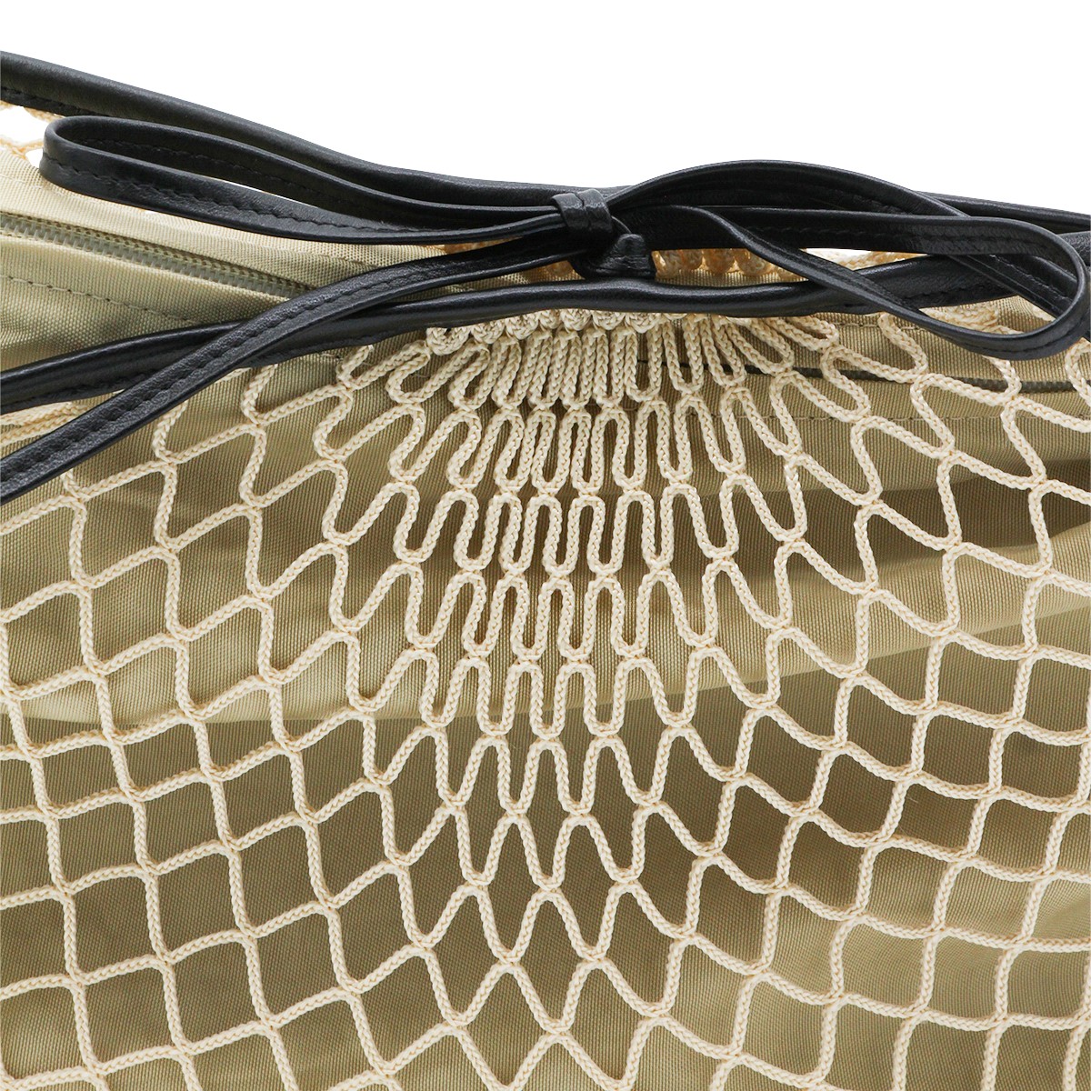 LIGHT BEIGE CROISSANT FILT SHOULDER BAG