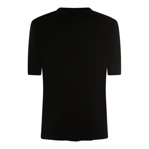 BLACK T-SHIRT 2