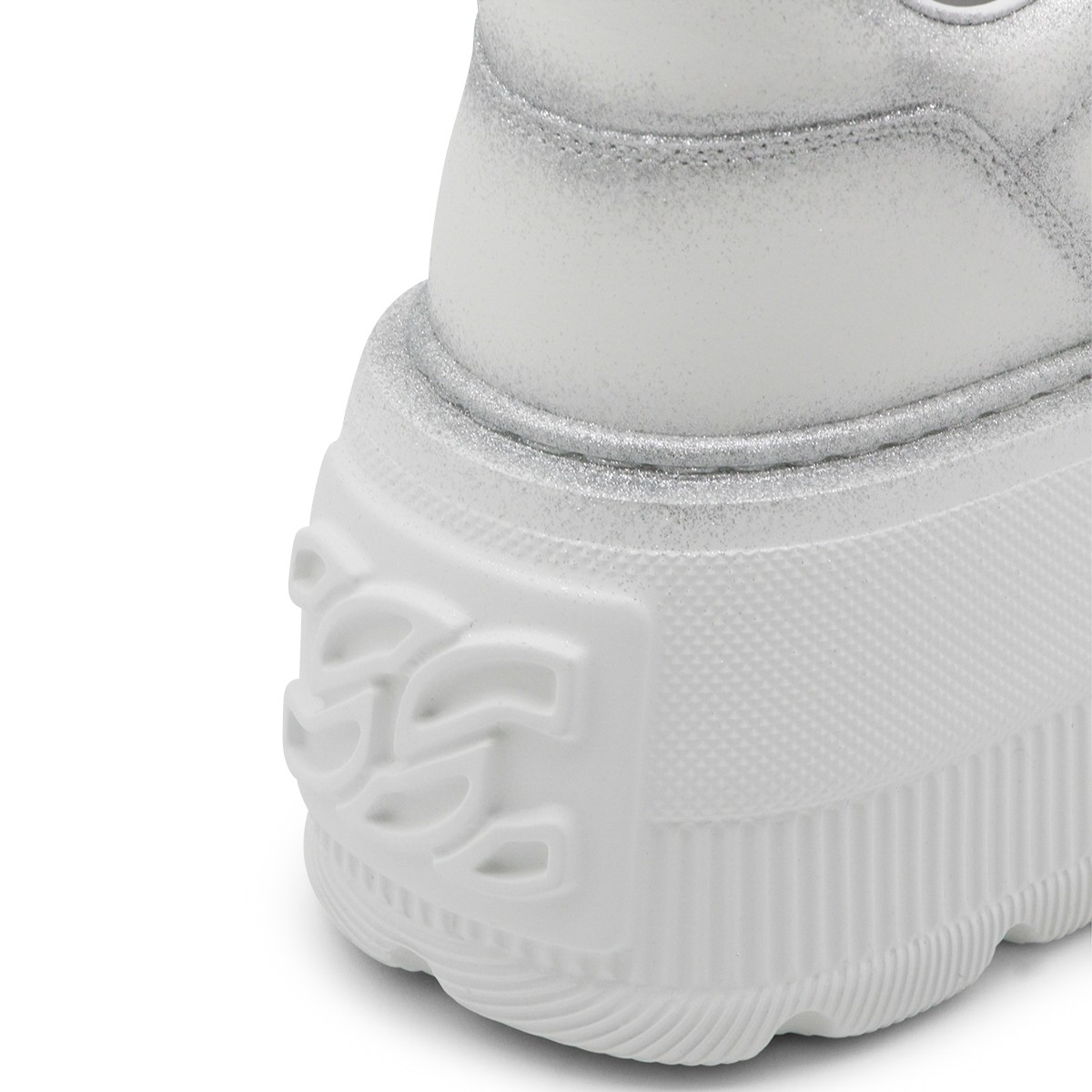 WHITE AND SILVER LEATHER SNEAKERS