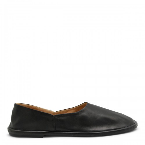 BLACK LEATHER FLATS