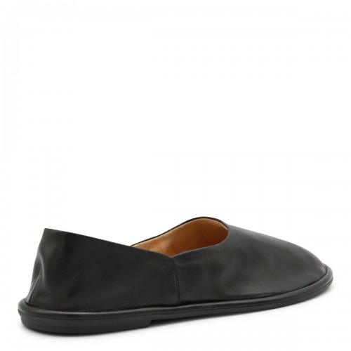 BLACK LEATHER FLATS
