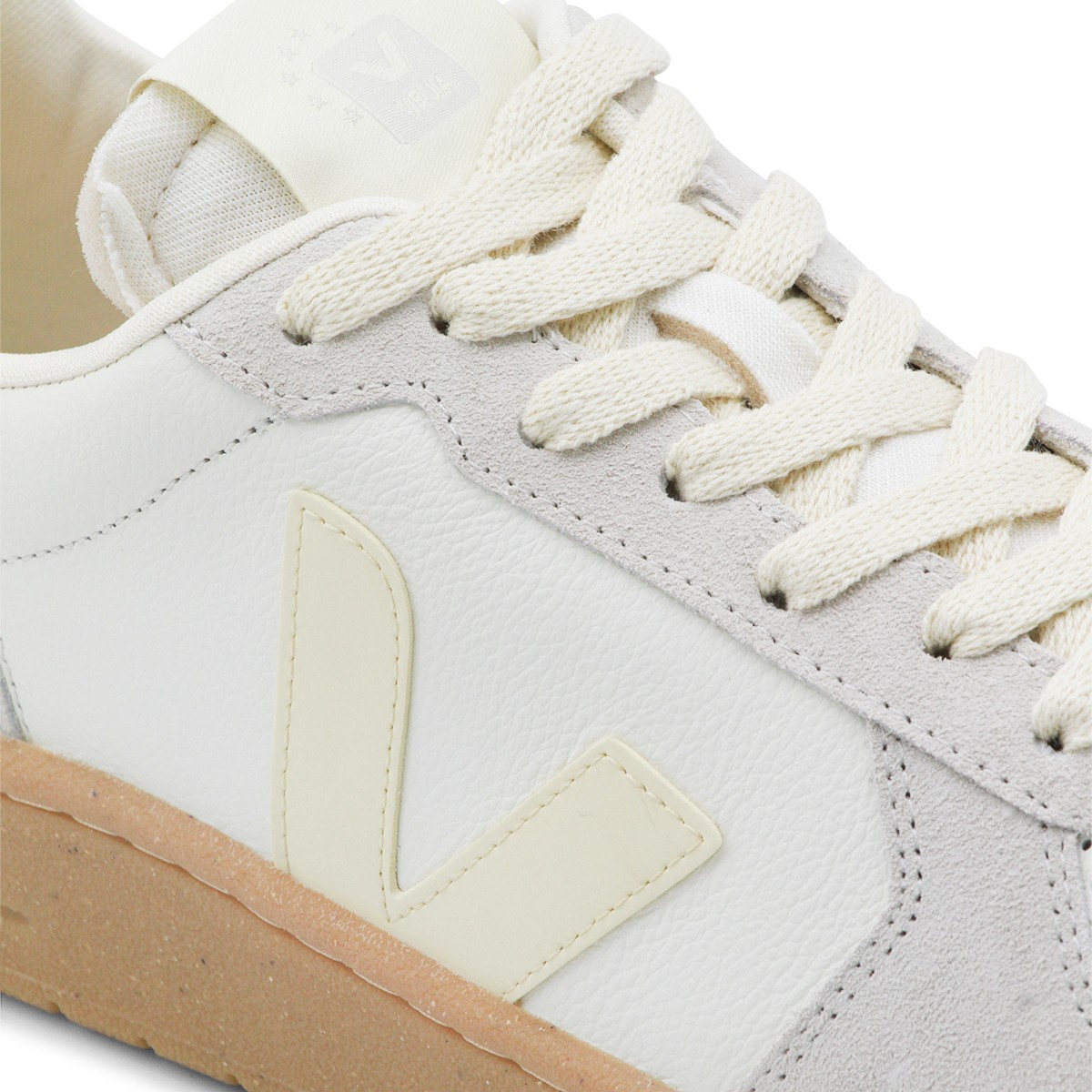 WHITE AND BEIGE LEATHER V-82 SNEAKERS