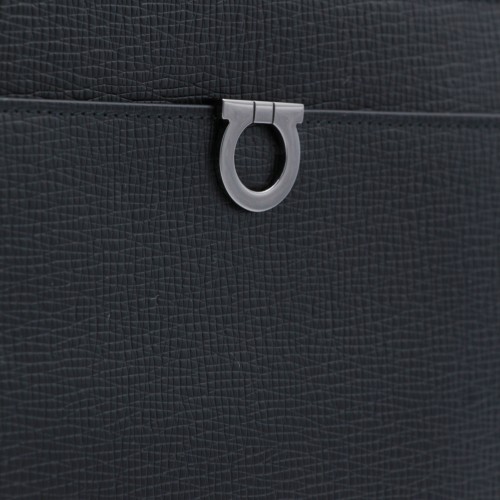 BLACK LEATHER POUCH