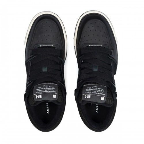 BLACK SNEAKERS