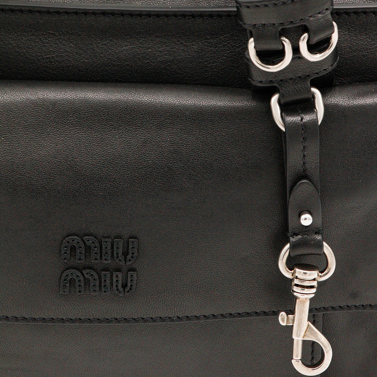 BLACK LEATHER SHOULDER BAG