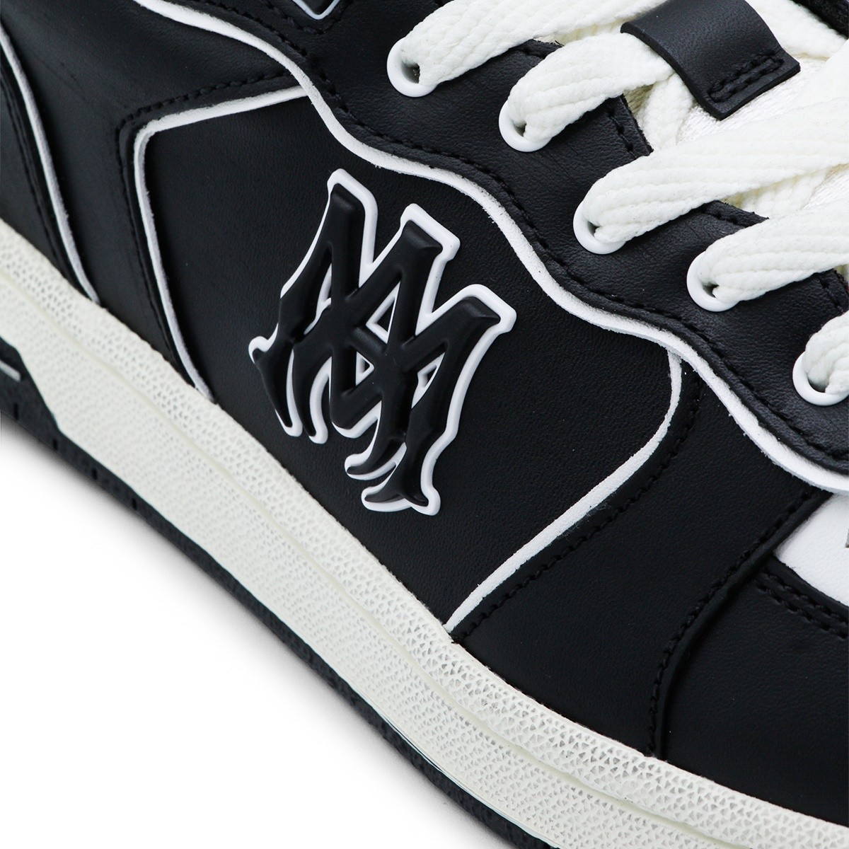 BLACK LEATHER NEWPORT SNEAKERS