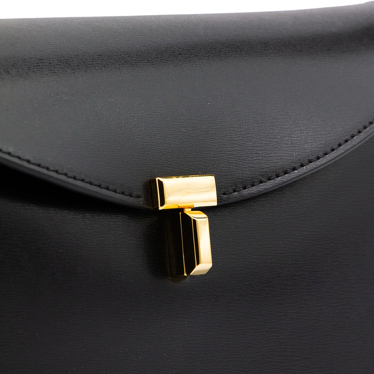 BLACK LEATHER T-LOCK TOP HANDLE BAG