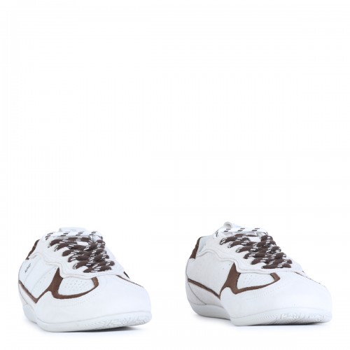 WHITE SNEAKERS
