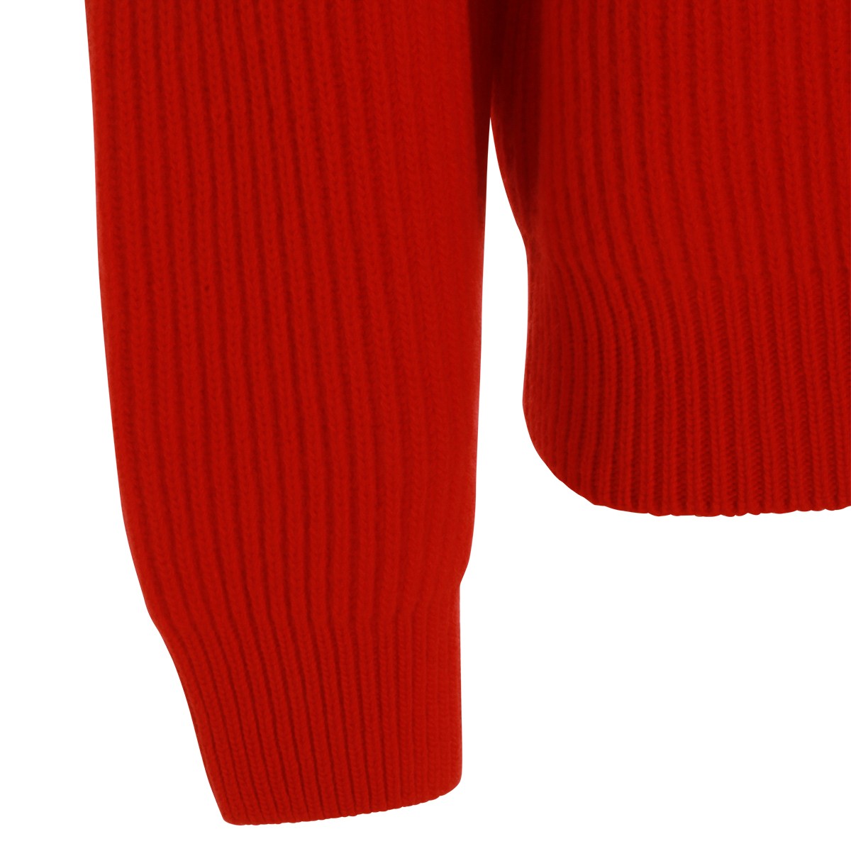 RED WOOL KNITWEAR