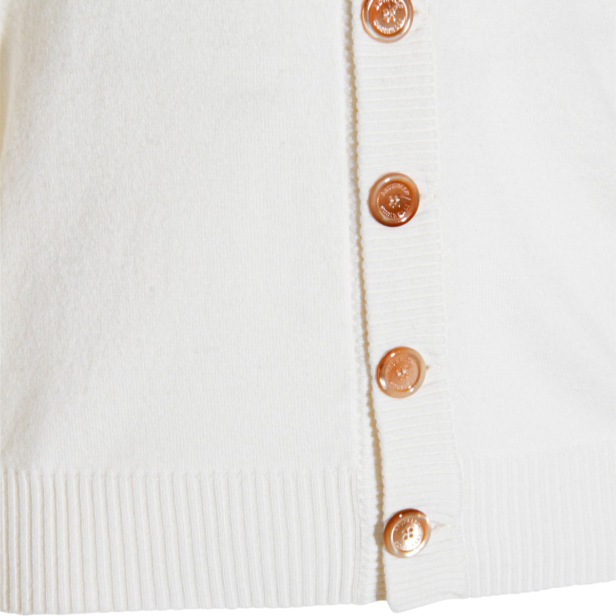 WHITE CASHMERE KNITWEAR 