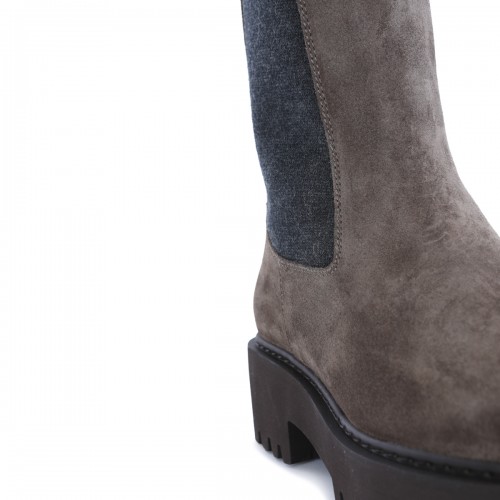 BROWN LEATHER BOOTS