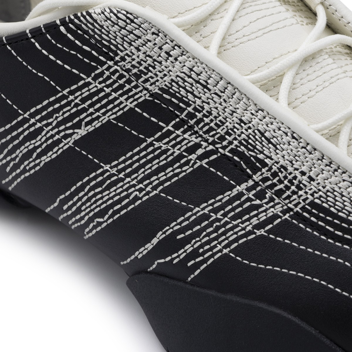 BLACK LEATHER REGU SNEAKERS
