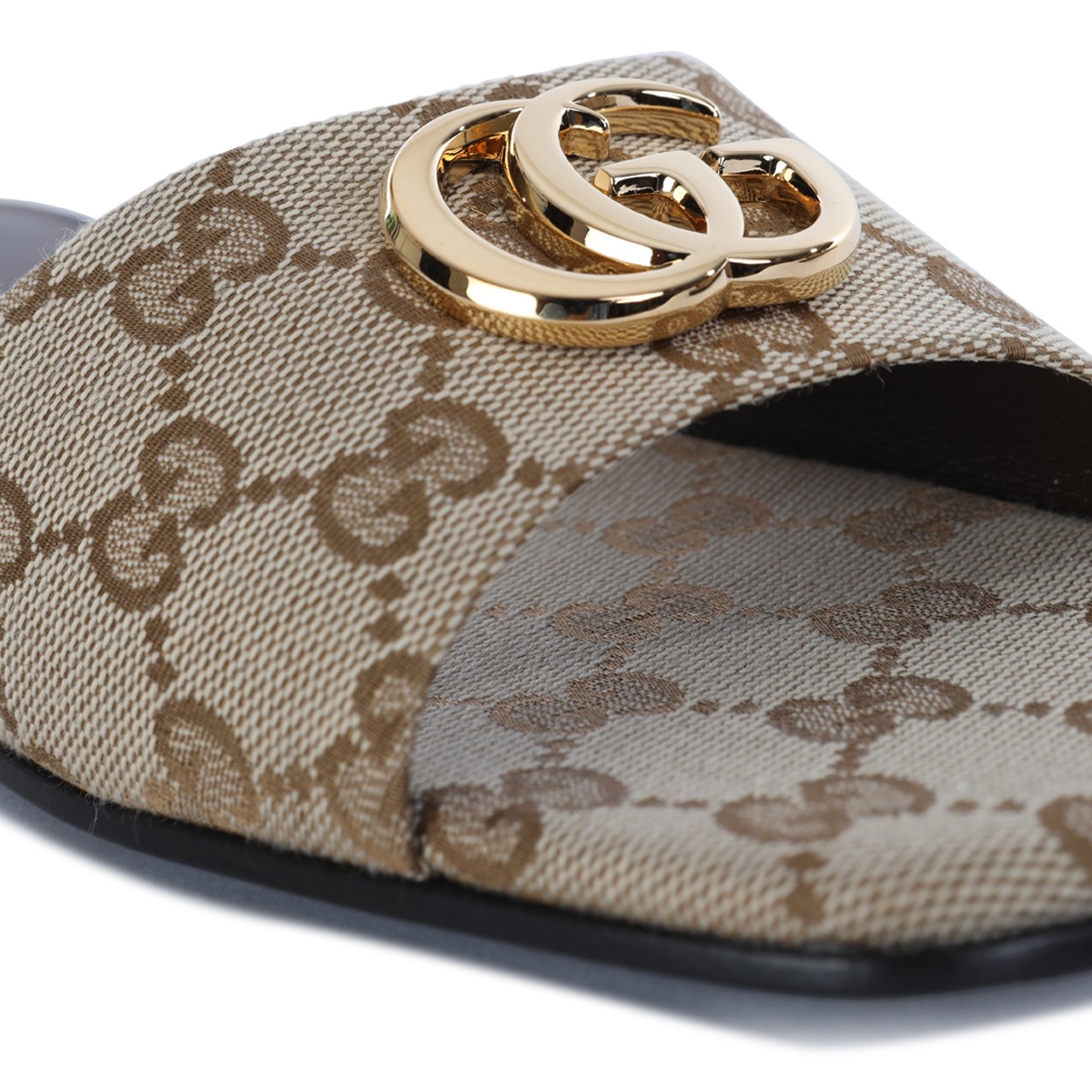 BEIGE EBONY GG SLIDER FLATS