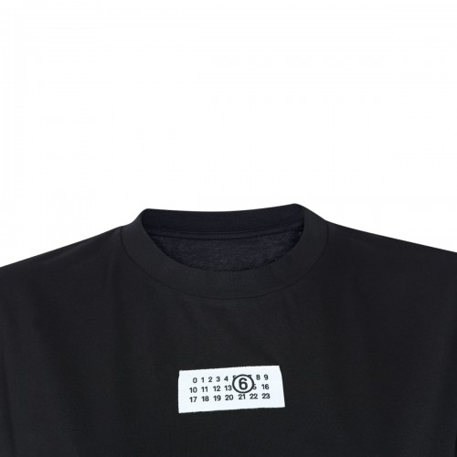BLACK COTTON T-SHIRT