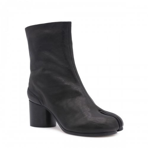 BLACK LEATHER TABI BOOTS 2