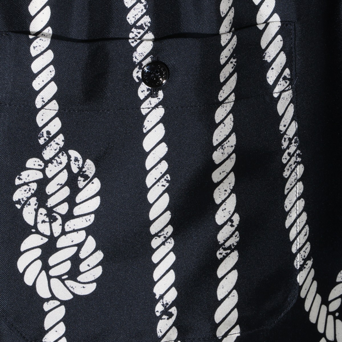 NAVY SILK BERMUDA SHORTS