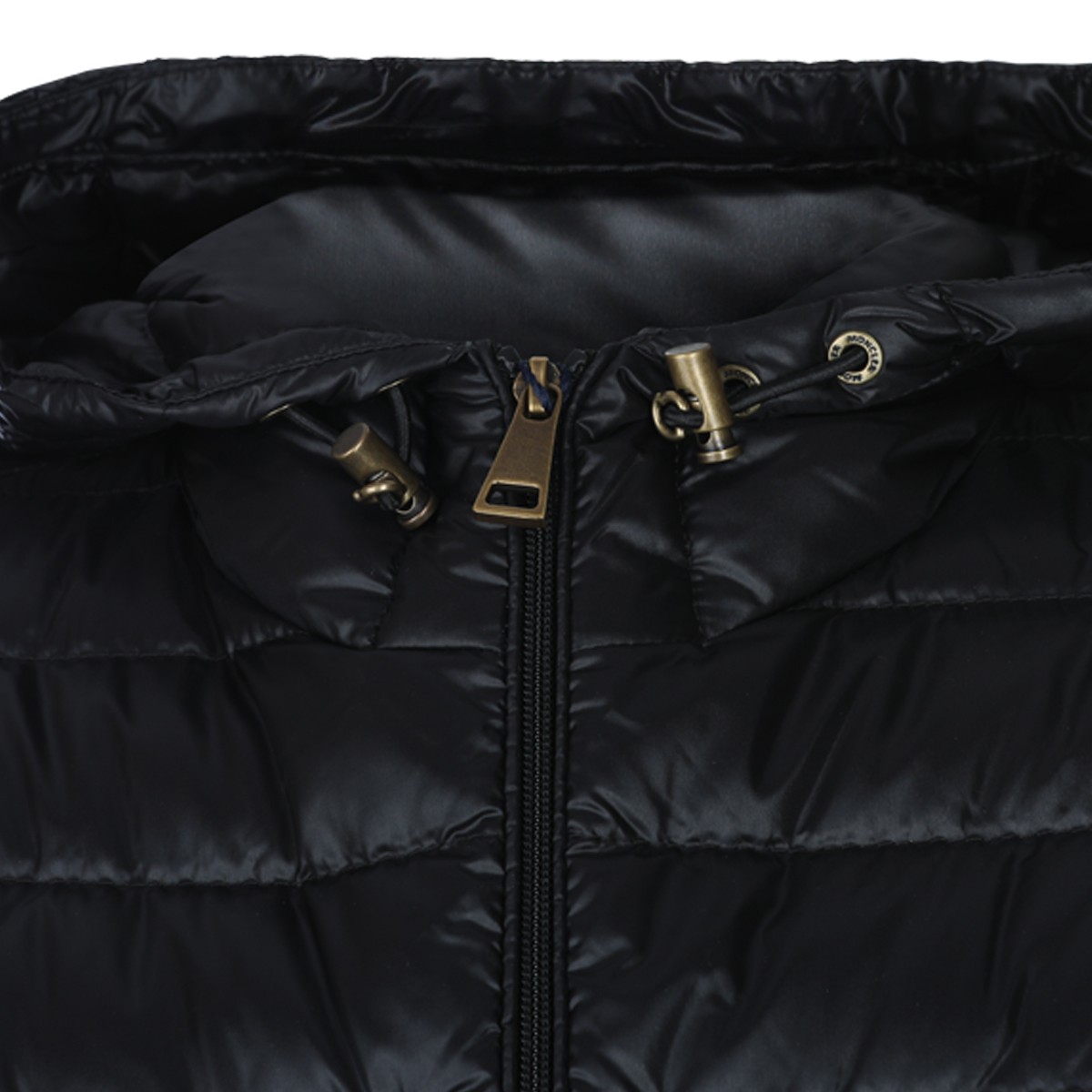 BLACK PUFFER IGELHOOD DOWN JACKET