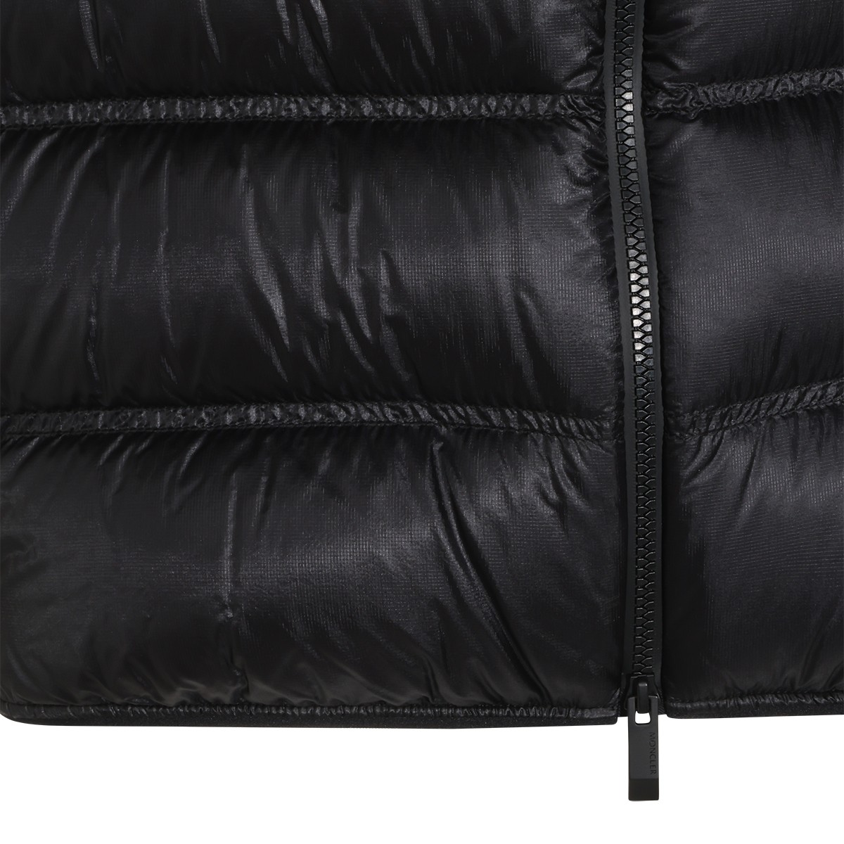 BLACK DOWN JACKET