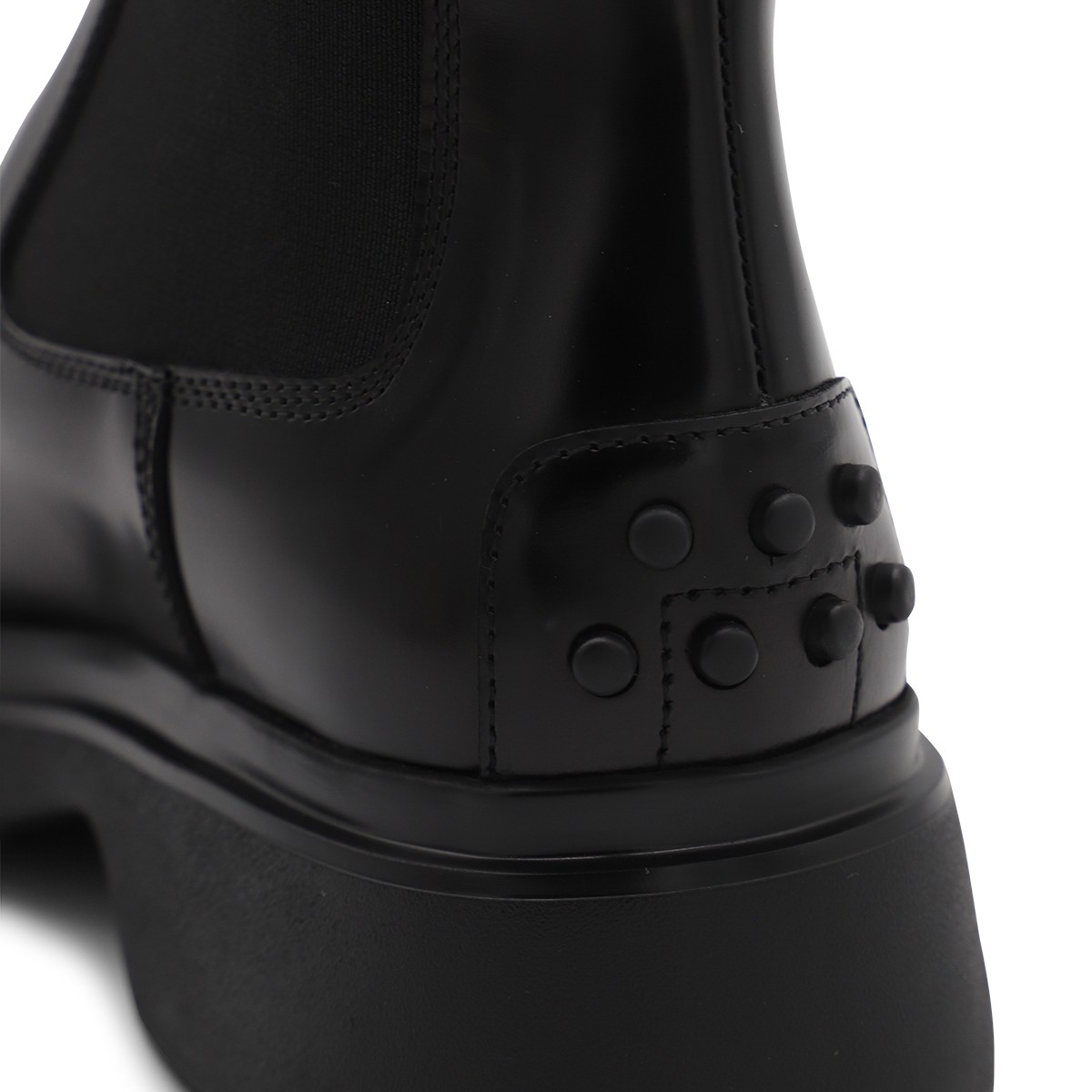 BLACK LEATHER BOOTS